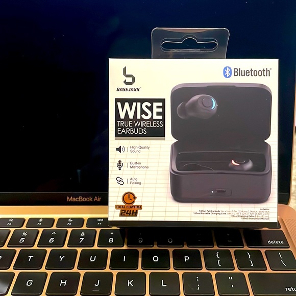 BASS JAXX Headphones New And Sealed Package Bass Jaxx Wise True